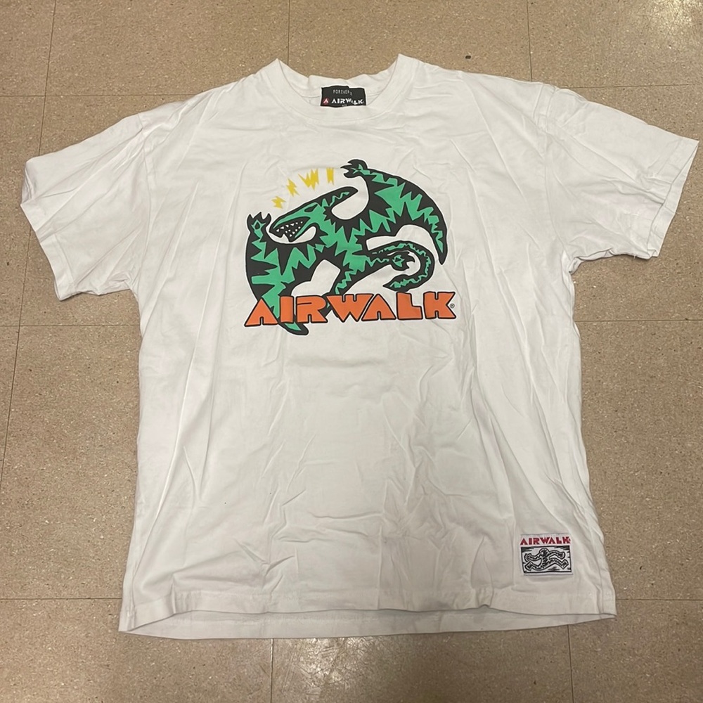 unisex Airwalk-Forever 21 collab limited edition white t-shirt with green dragon